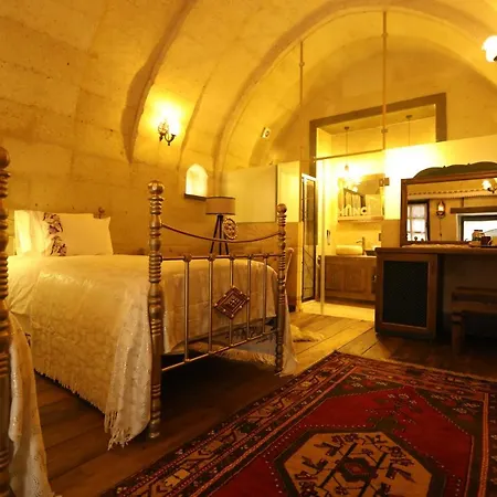 Hanci Cave أوروغوبْ